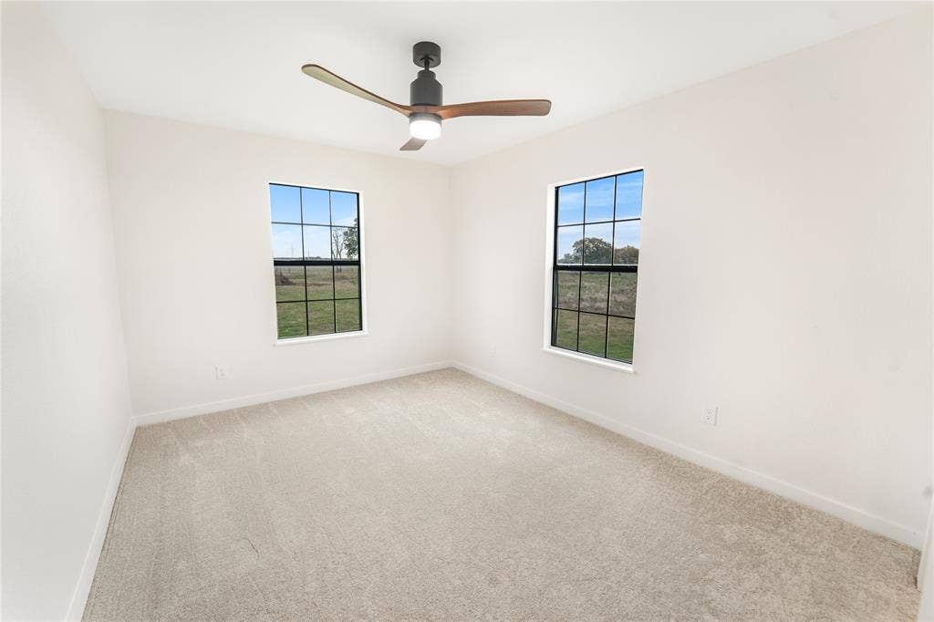 6903 Rogers Hill, Waco, TX 76705 6903 Rogers Hill, Waco, TX 76705