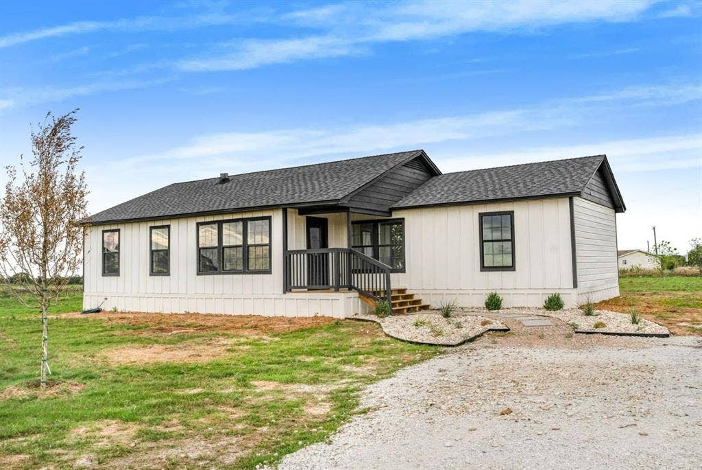 6903 Rogers Hill, Waco, TX 76705 6903 Rogers Hill, Waco, TX 76705