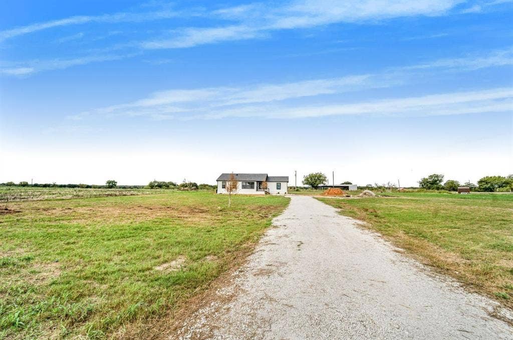 6903 Rogers Hill, Waco, TX 76705 6903 Rogers Hill, Waco, TX 76705