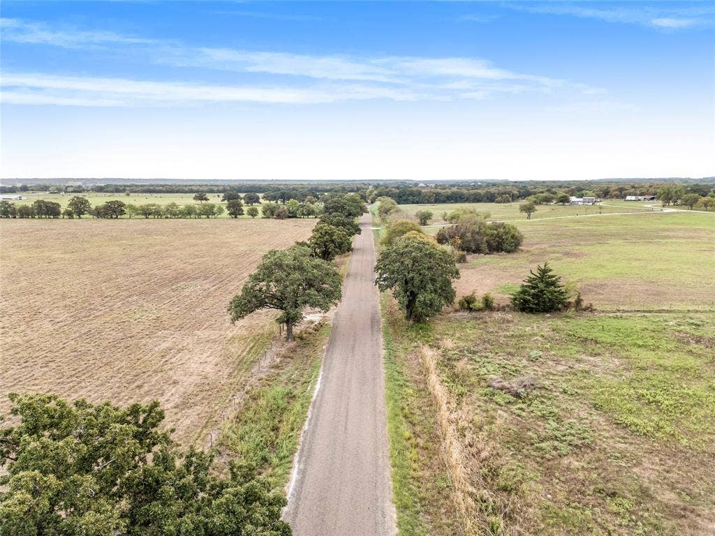 6903 Rogers Hill, Waco, TX 76705 6903 Rogers Hill, Waco, TX 76705