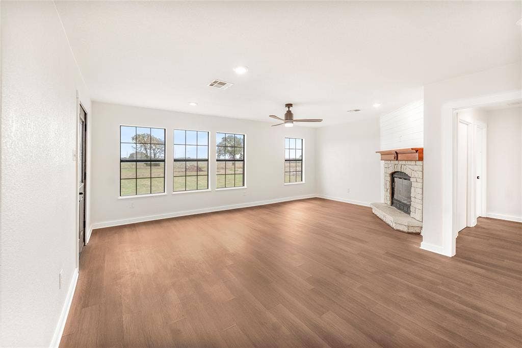 6903 Rogers Hill, Waco, TX 76705 6903 Rogers Hill, Waco, TX 76705