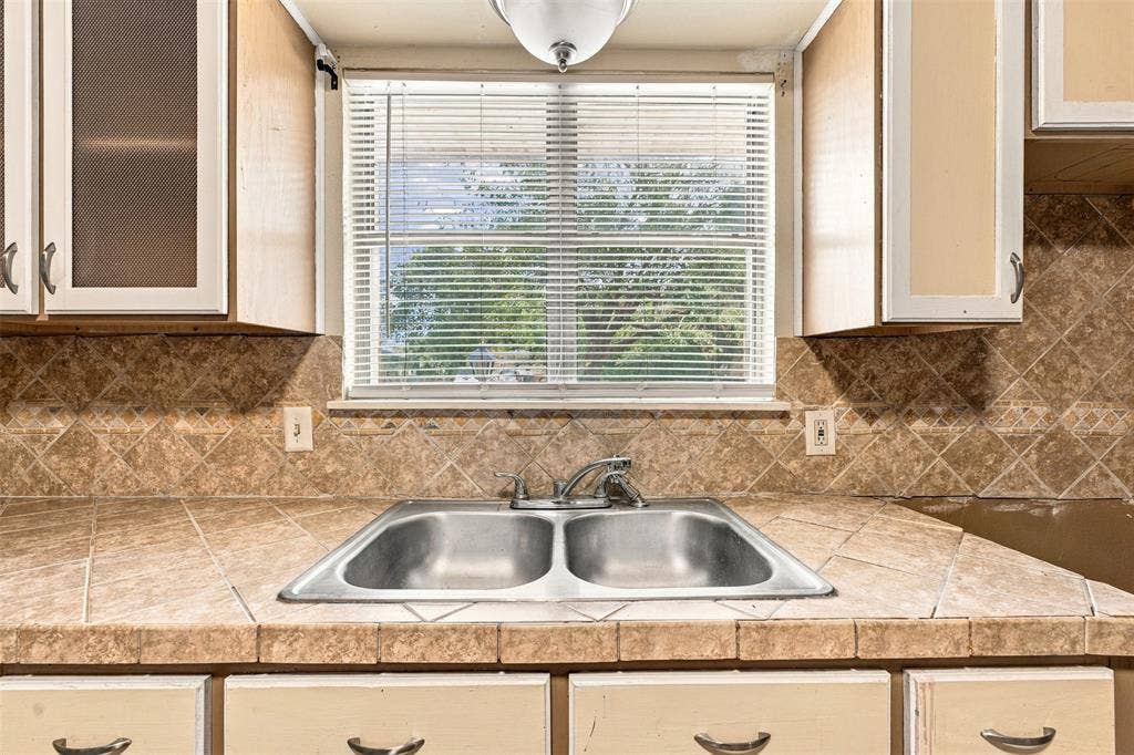 1407 Berkshire Street, Waco, TX 76705