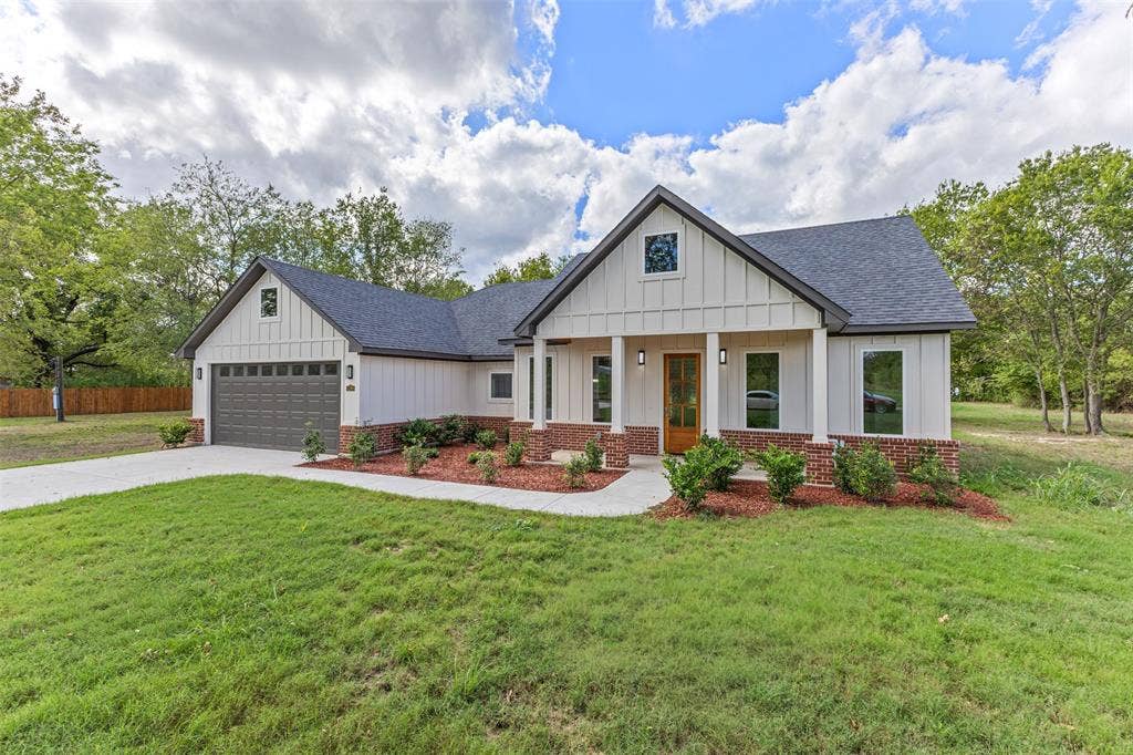 5288 County Road 2248, Greenville, TX 75402