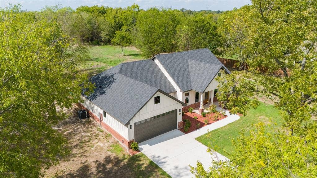 5288 County Road 2248, Greenville, TX 75402
