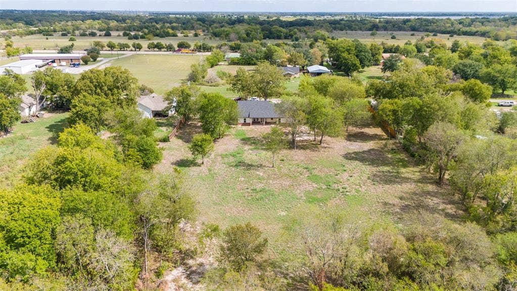 5288 County Road 2248, Greenville, TX 75402
