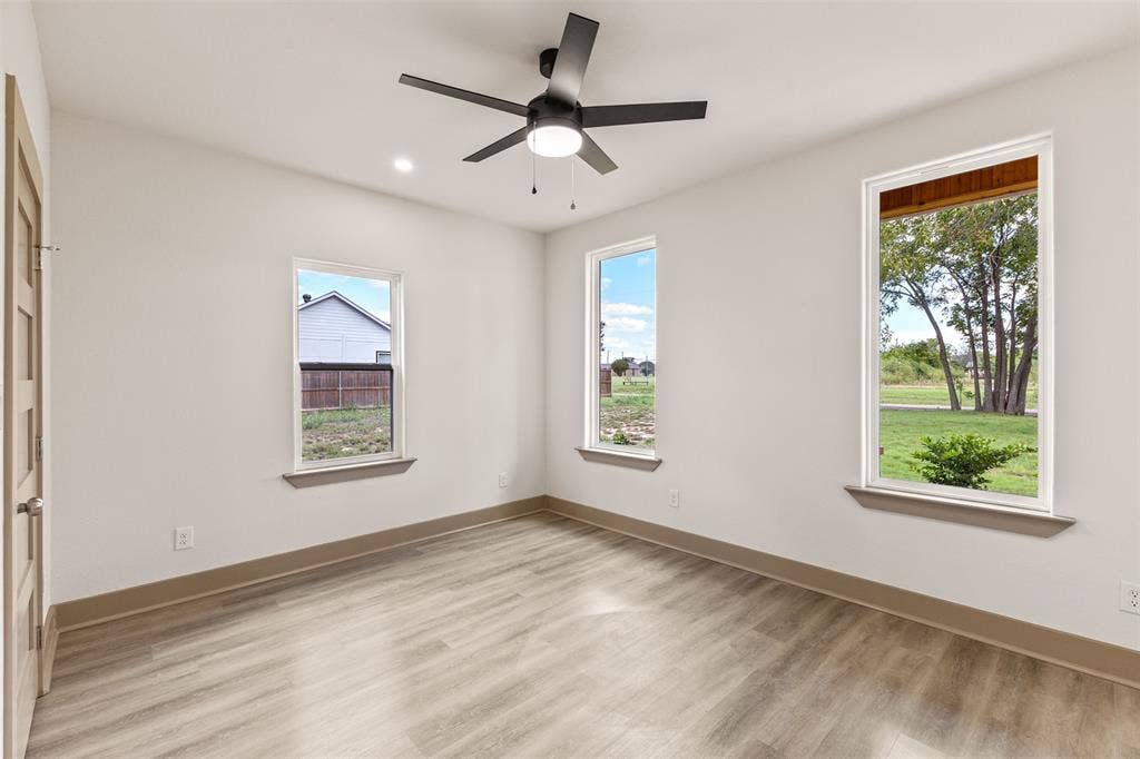 5288 County Road 2248, Greenville, TX 75402