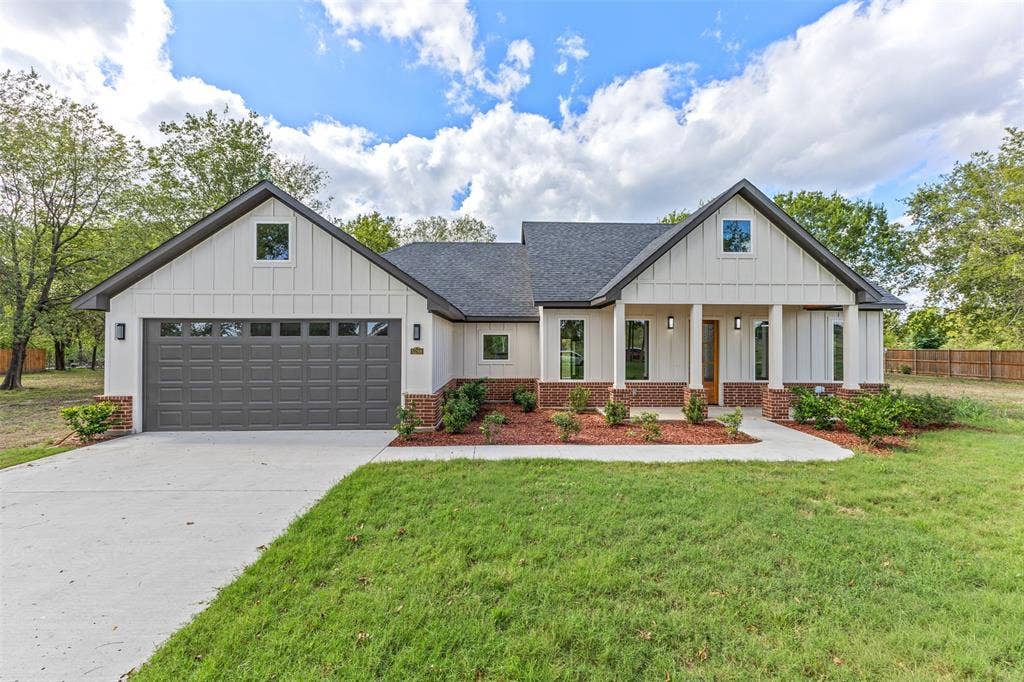 5288 County Road 2248, Greenville, TX 75402