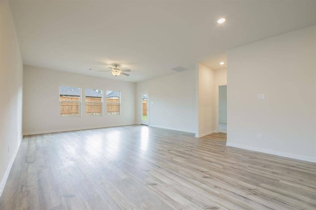 1346 Great Sand Dune Street, Royse City, TX 75189