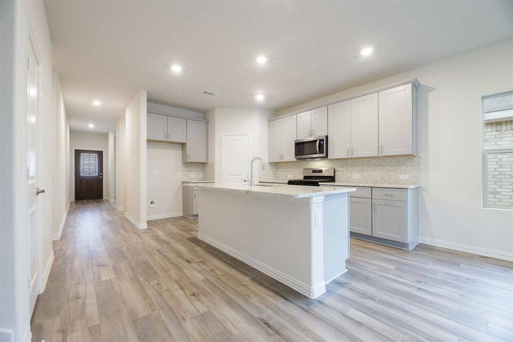 1346 Great Sand Dune Street, Royse City, TX 75189