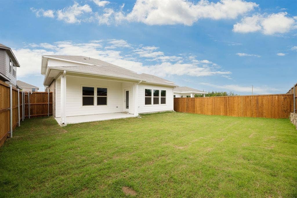 1346 Great Sand Dune Street, Royse City, TX 75189