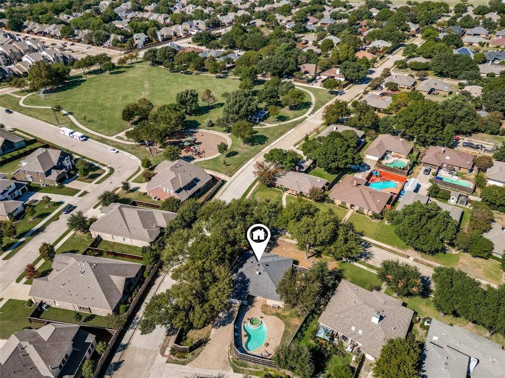 1724 Callaway Drive, Plano, TX 75075 1724 Callaway Drive, Plano, TX 75075