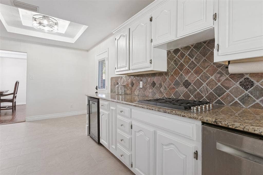 1724 Callaway Drive, Plano, TX 75075 ...loading