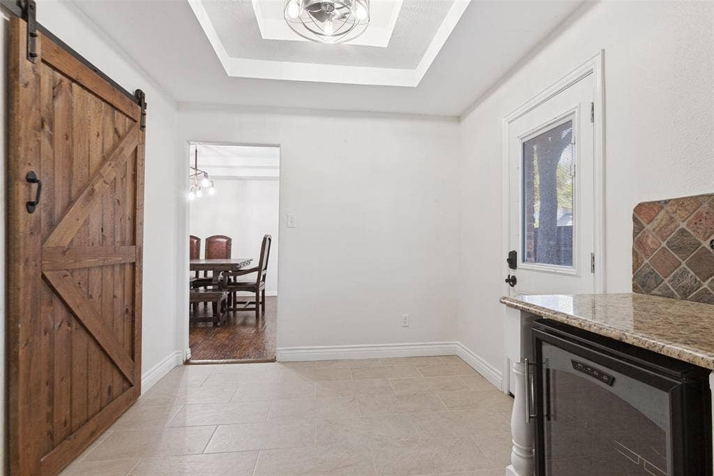 1724 Callaway Drive, Plano, TX 75075 Breakfast area!