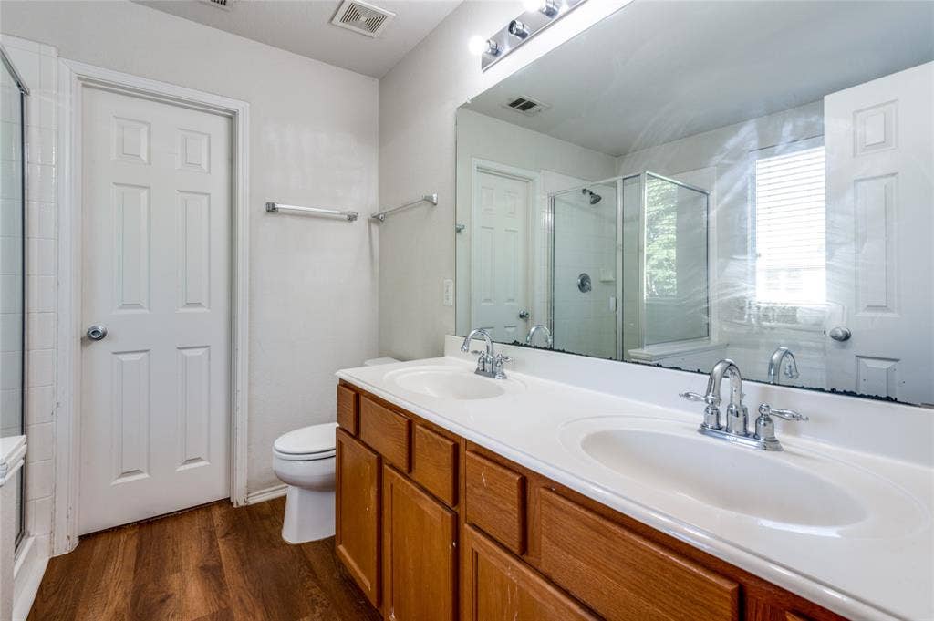 1908 Lanshire Drive, McKinney, TX 75072 1908 Lanshire Drive, McKinney, TX 75072