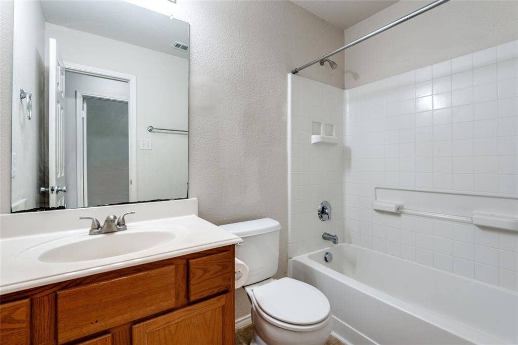 1908 Lanshire Drive, McKinney, TX 75072 1908 Lanshire Drive, McKinney, TX 75072