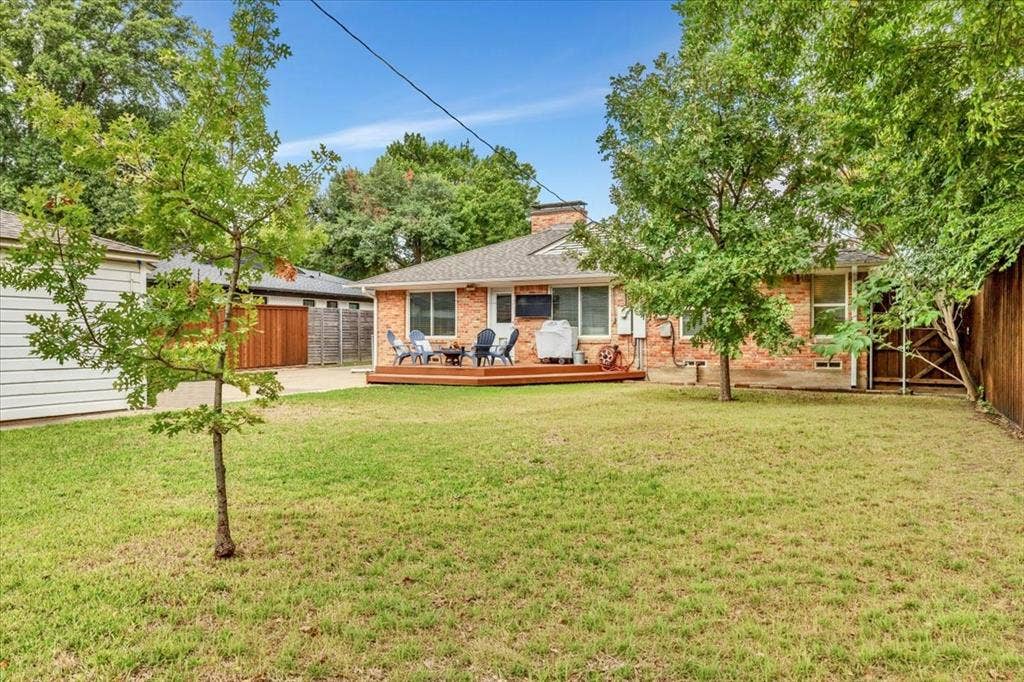 6452 Highgate Lane, Dallas, TX 75214 6452 Highgate Lane, Dallas, TX 75214