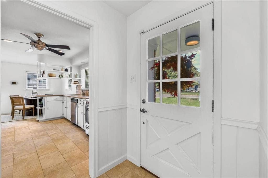 6452 Highgate Lane, Dallas, TX 75214 6452 Highgate Lane, Dallas, TX 75214