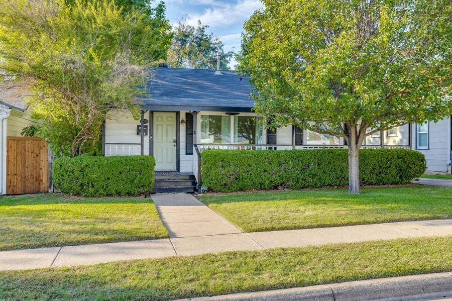 Property photo for 3705 Collinwood Avenue, Fort Worth, TX