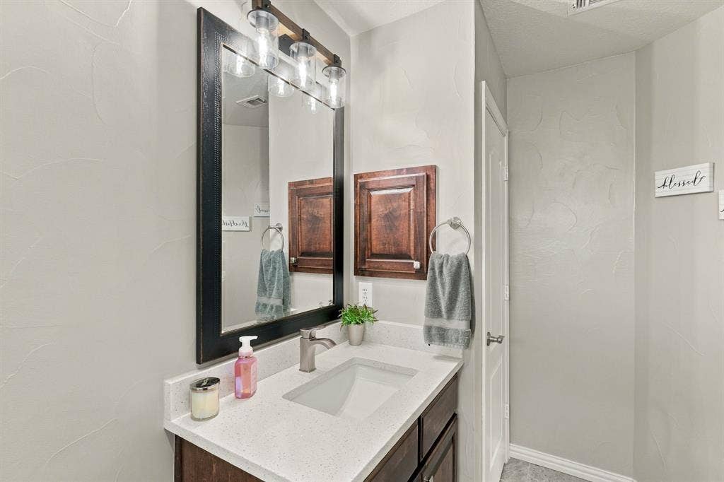 5419 Wellington Drive, Richardson, TX 75082