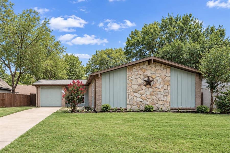 Property photo for 806 Greenhaven Drive, Richardson, TX