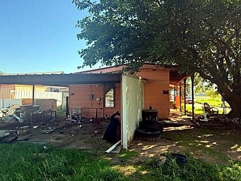 304 11th Street, Abernathy, TX 79311 304 11th Street, Abernathy, TX 79311