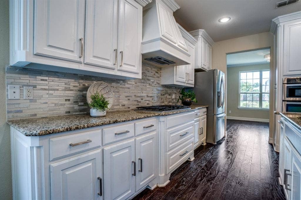 1060 Enchanted Rock Drive, Allen, TX 75013 1060 Enchanted Rock Drive, Allen, TX 75013