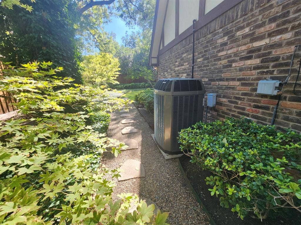 6510 Covecreek Place, Dallas, TX 75240 TRANE HVAC installed 2026 - for upstairs zone.