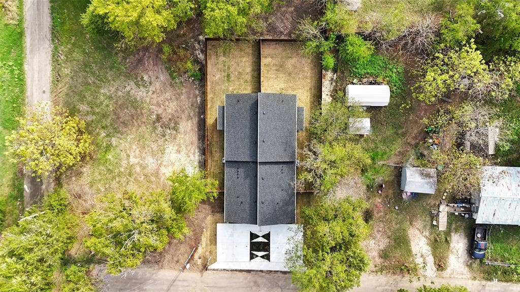 1802 Division Street, Commerce, TX 75428 1802 Division Street, Commerce, TX 75428