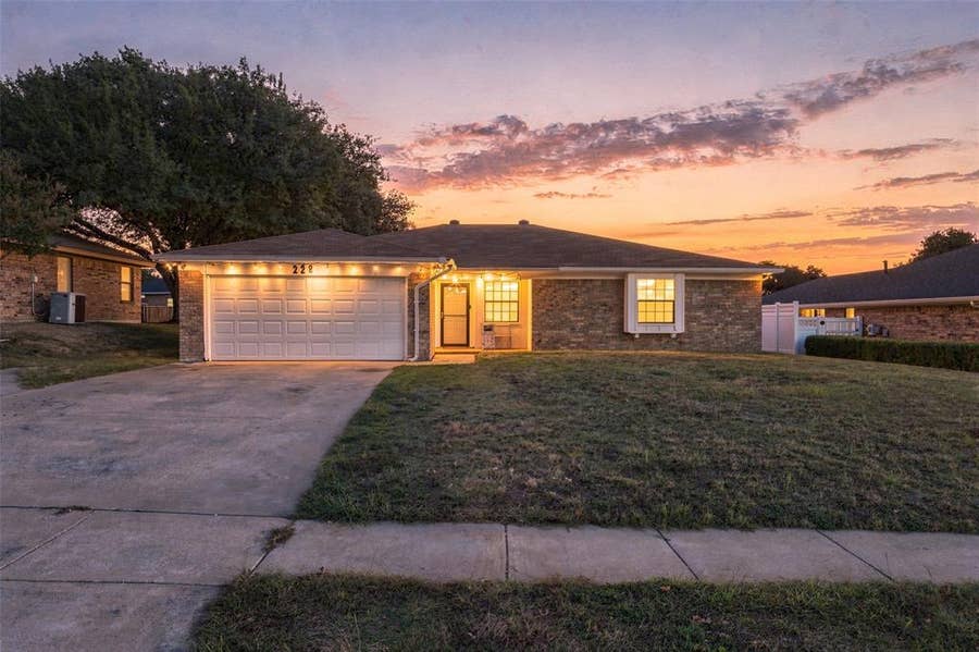 Property photo for 228 Meadowhill Drive, Benbrook, TX