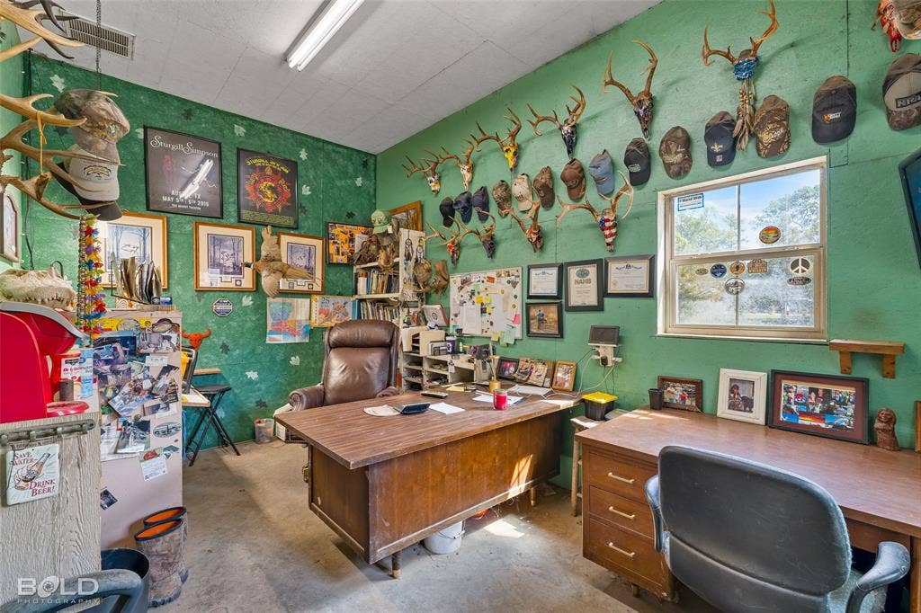 6936 Buncombe Road, Shreveport, LA 71129