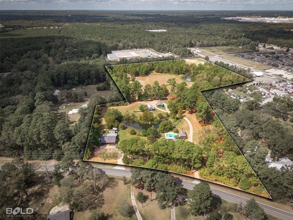 6936 Buncombe Road, Shreveport, LA 71129