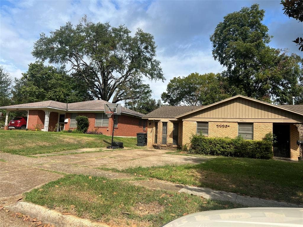 3830 Lisa Lane, Shreveport, LA 71109 3830 Lisa Lane, Shreveport, LA 71109