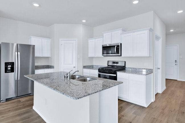 1450 Saddlehorn Drive, Denton, TX 76207 1450 Saddlehorn Drive, Denton, TX 76207
