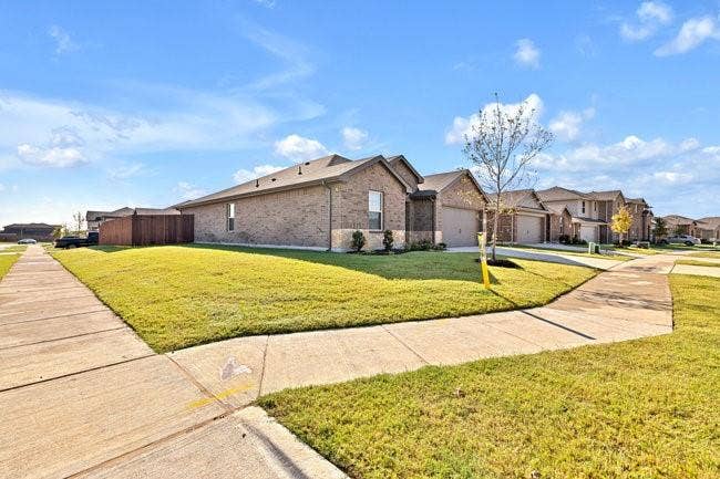 1450 Saddlehorn Drive, Denton, TX 76207 1450 Saddlehorn Drive, Denton, TX 76207
