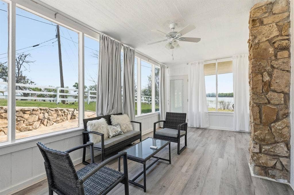 732 Blue Fathom Drive, Runaway Bay, TX 76426 732 Blue Fathom Drive, Runaway Bay, TX 76426