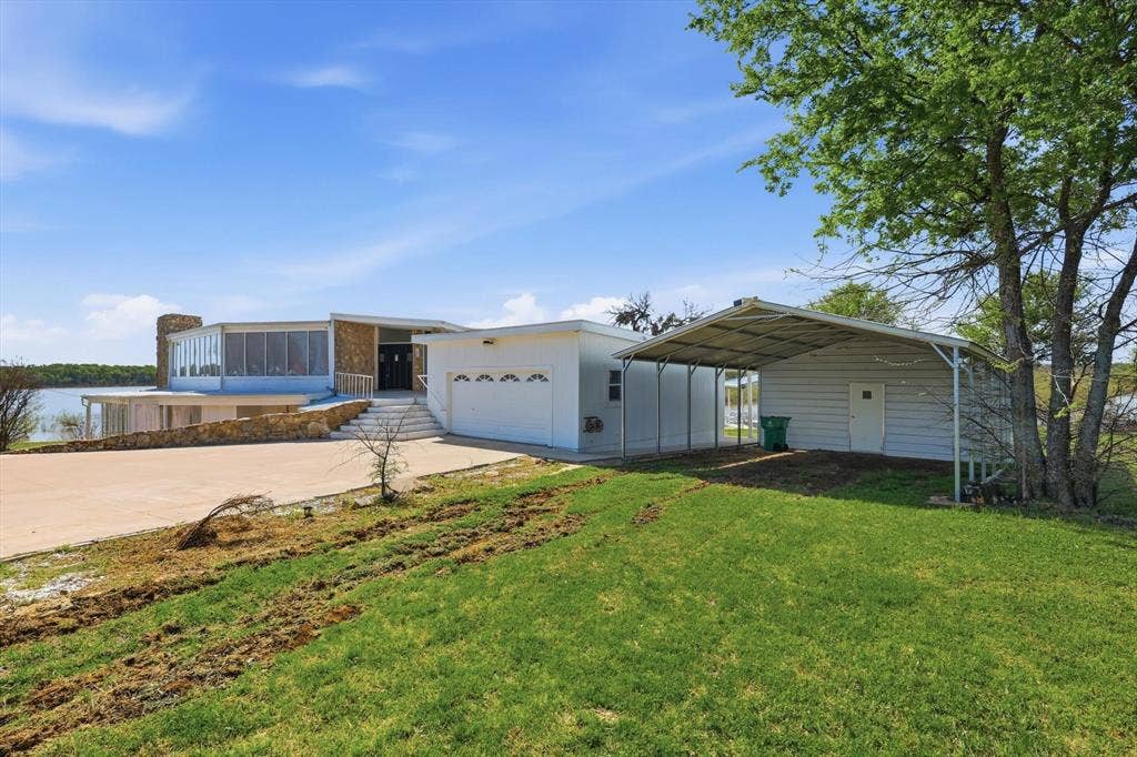 732 Blue Fathom Drive, Runaway Bay, TX 76426 732 Blue Fathom Drive, Runaway Bay, TX 76426