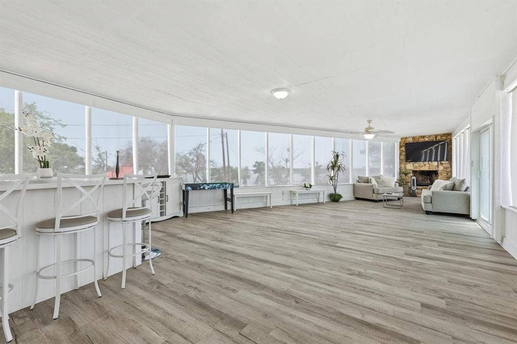 732 Blue Fathom Drive, Runaway Bay, TX 76426 732 Blue Fathom Drive, Runaway Bay, TX 76426