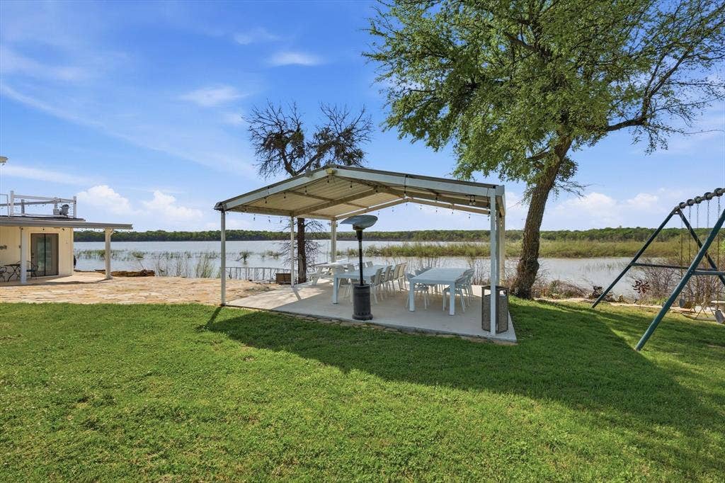 732 Blue Fathom Drive, Runaway Bay, TX 76426 732 Blue Fathom Drive, Runaway Bay, TX 76426