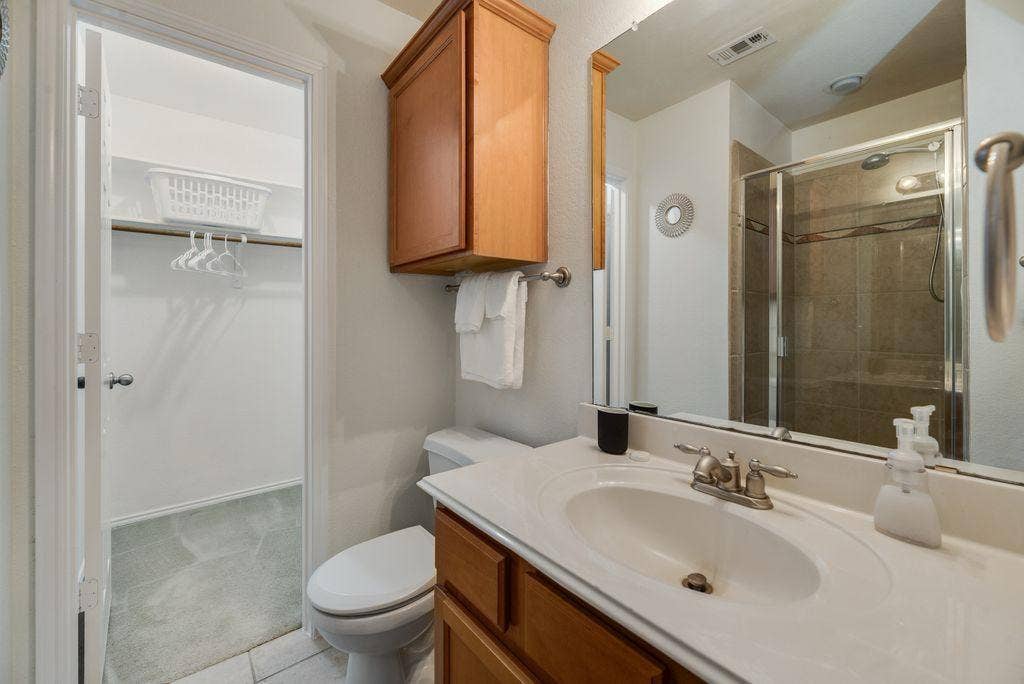 13714 Fall Harvest Drive, Frisco, TX 75033