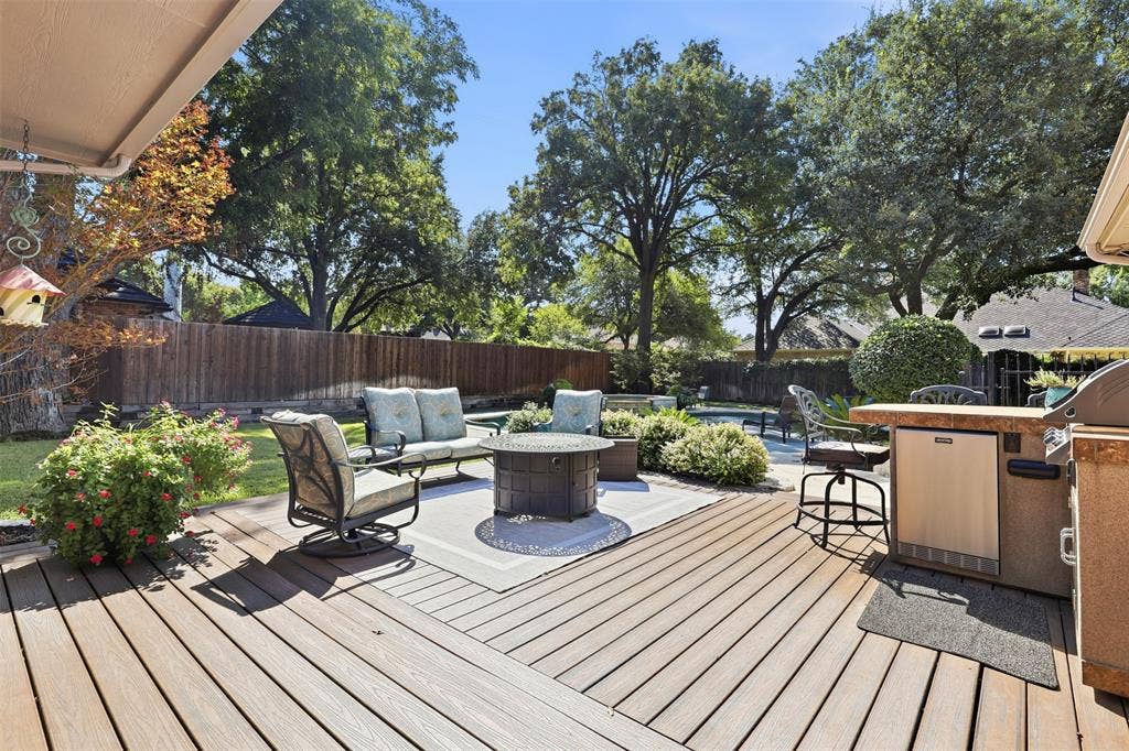 Composite deck for entertaining