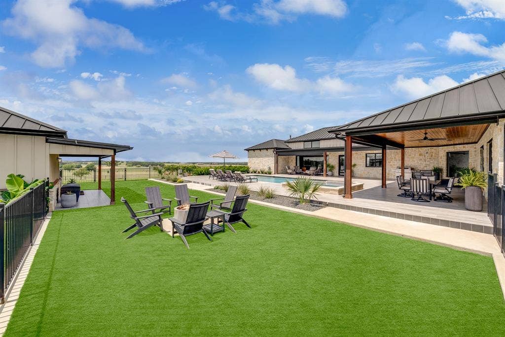 2145 CR 1227, Cleburne, TX 76033 2145 CR 1227, Cleburne, TX 76033