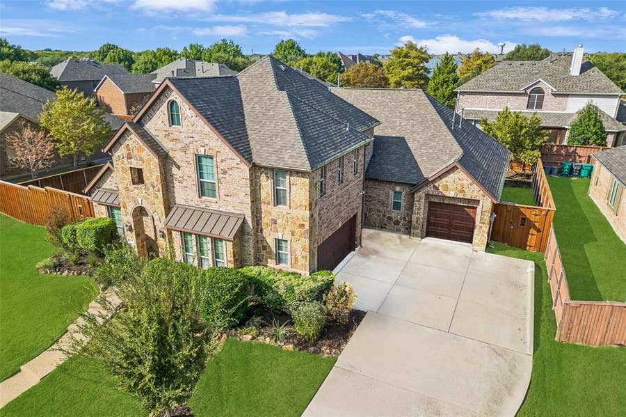 Property photo for 537 Maize Road, Murphy, TX