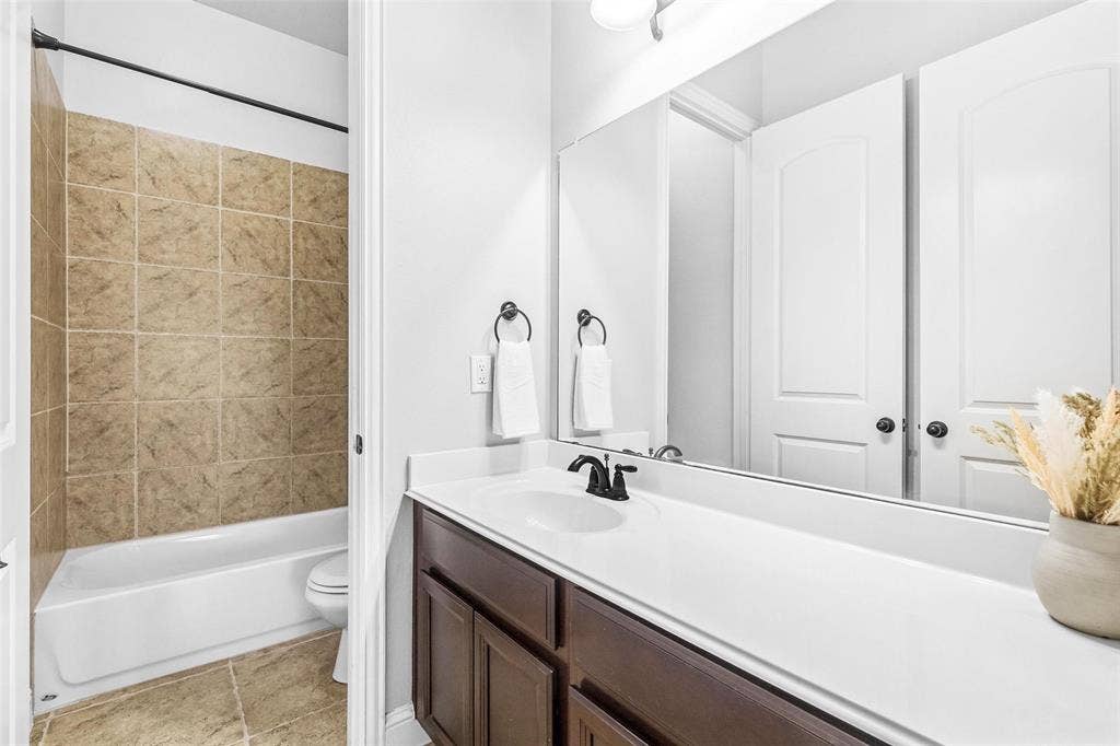 537 Maize Road, Murphy, TX 75094