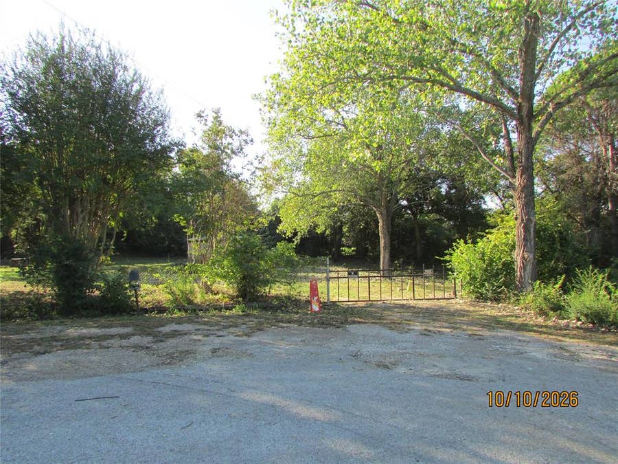 Property photo for 3812 Timberview Court, Joshua, TX
