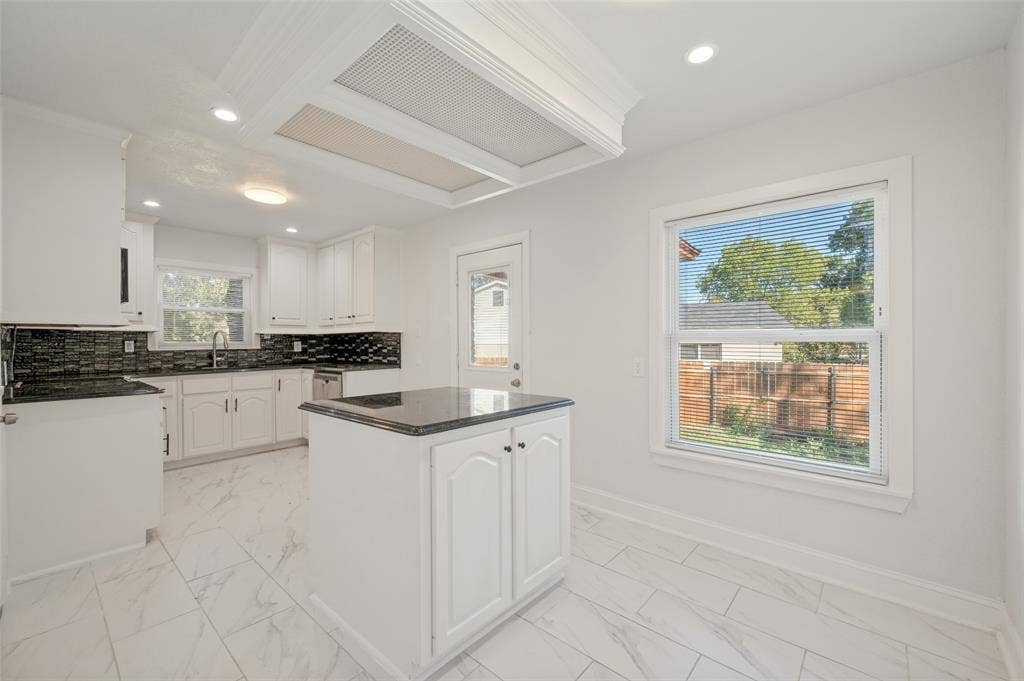 2626 Crest Avenue, Dallas, TX 75216