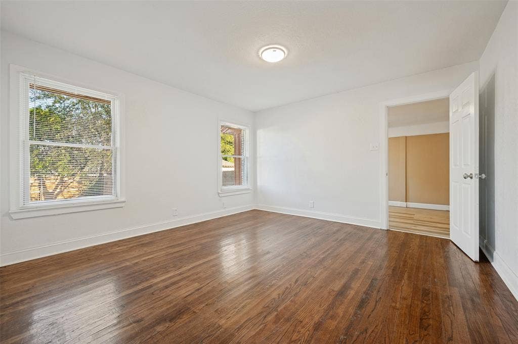 2626 Crest Avenue, Dallas, TX 75216