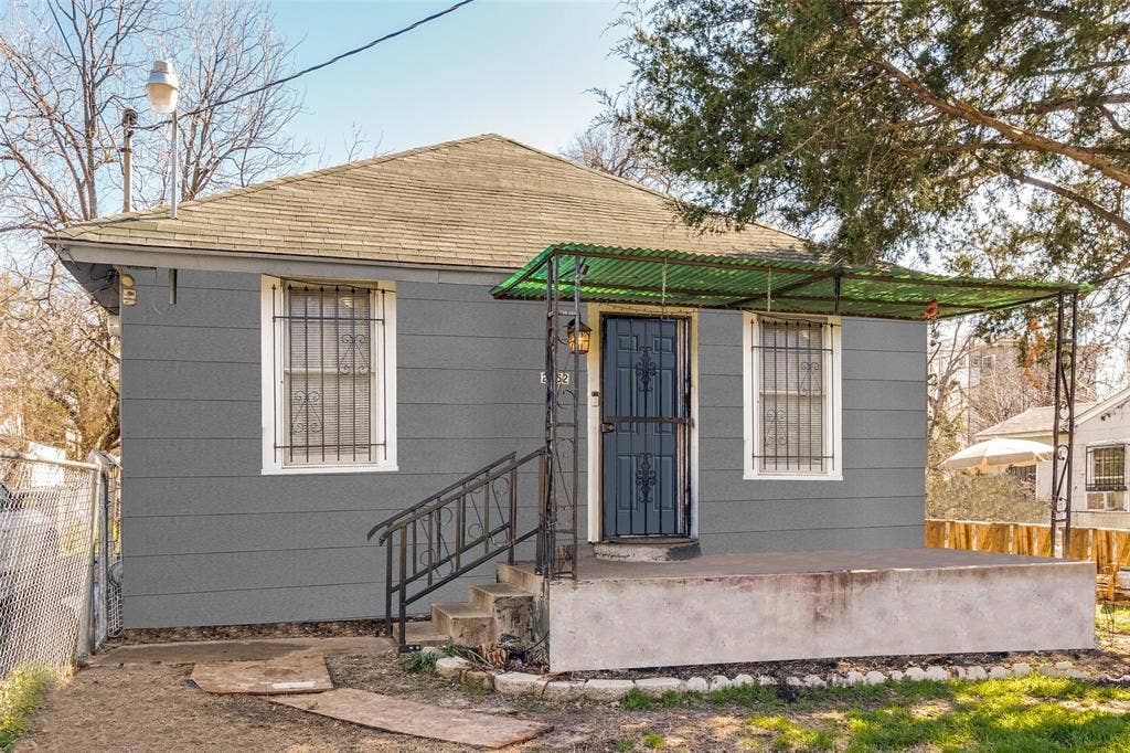 2252 Mail Avenue, Dallas, TX 75235