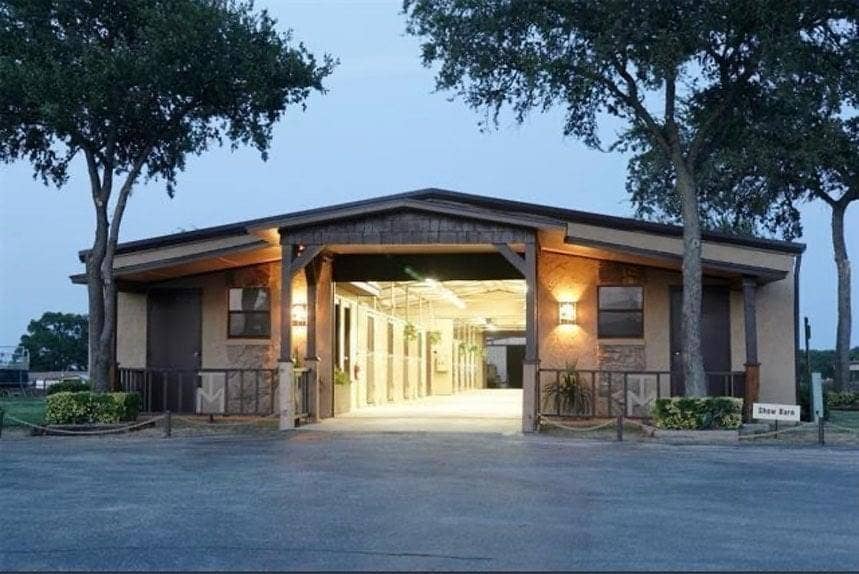 10145 Friendship Road, Pilot Point, TX 76258