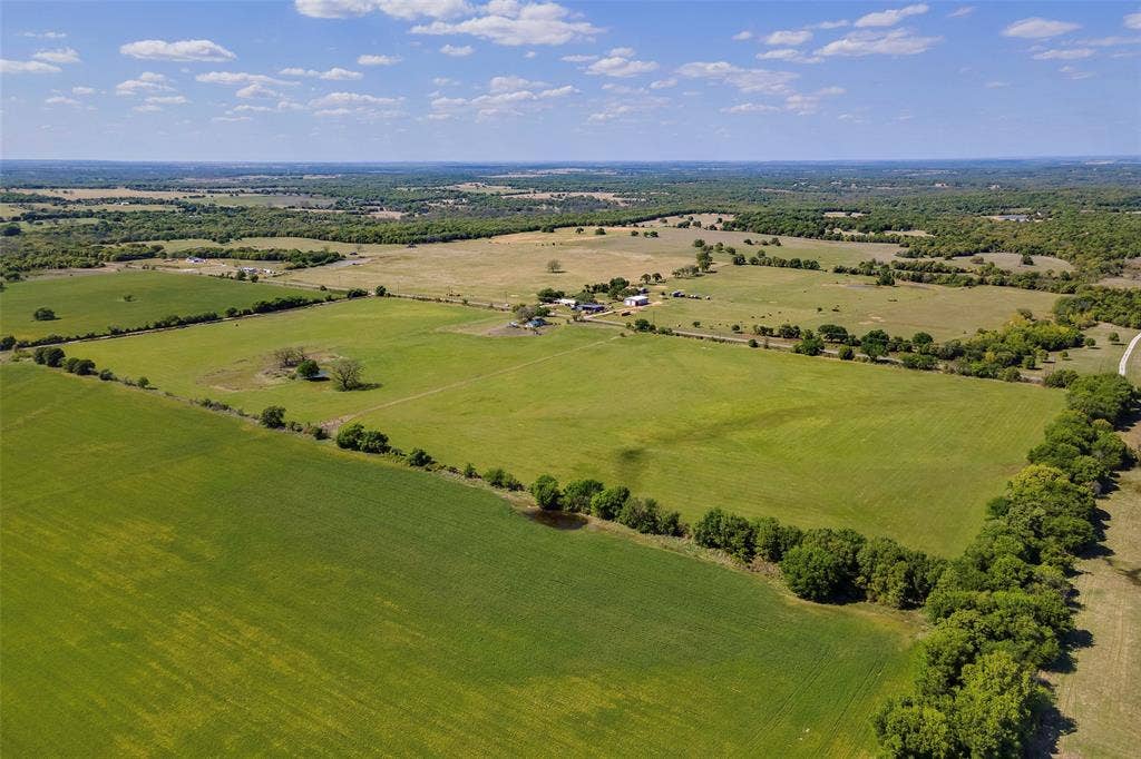 3913 Fm1956, Nocona, TX 76255