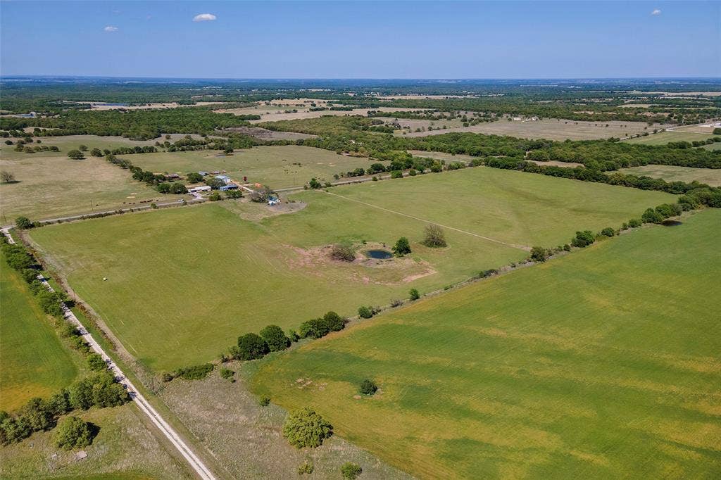 3913 Fm1956, Nocona, TX 76255